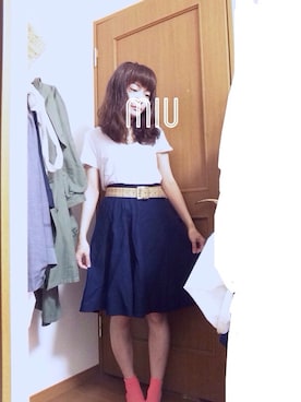 「UNIQLO Tシャツ」｜「アイテム（スカート）」を使った、miuさん（レディース・156cm）の春コーディネート