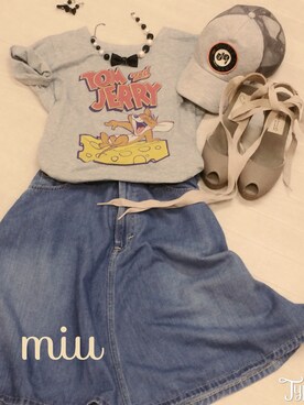 「UNIQLO Tシャツ」｜「アイテム（スカート）」を使った、miuさん（レディース・156cm）の夏コーディネート