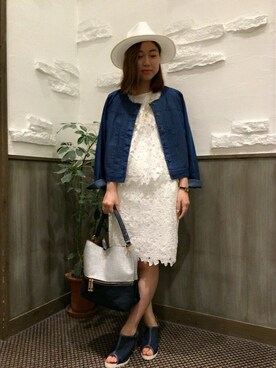 「HVC（エイチブイシー）のアイテム（デニムジャケット）」を使った、AnnAshlee橋本店さん（レディース・158cm）の春コーディネート