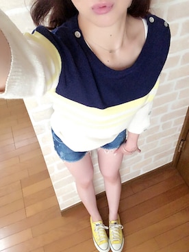 「VIA BUS STOP（ヴィアバスストップ）のアイテム（アクセサリー）」を使った、n@oさん（レディース・160cm）の春コーディネート