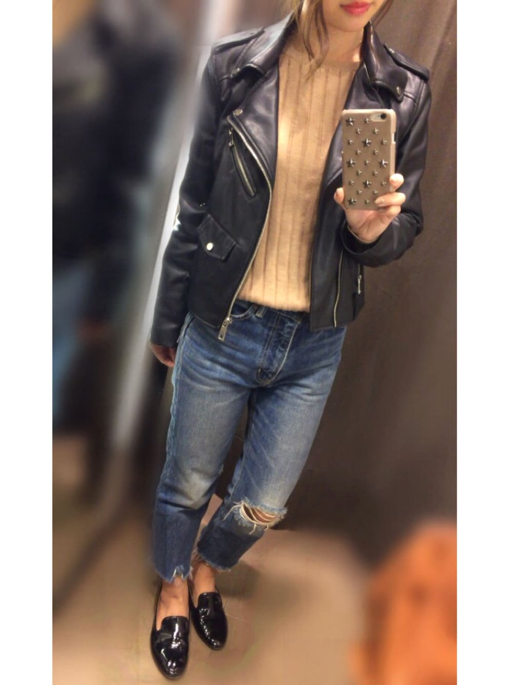 「秋コーデ、オトナ女子、メンズライク、リブニット、ユニクロ、デニム、ライダース」｜「UNIQLOのアイテム（ニット/セーター、その他）」を使った、m.さん（レディース・149cm）の秋コーディネートの1枚目の写真