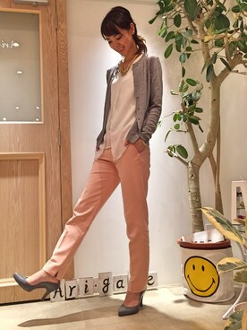 「白トップス」｜菅千代美(すがちよみ)さん（レディース・170cm・30代）の春コーディネート