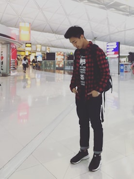 Tszkit Lauさんのコーディネート