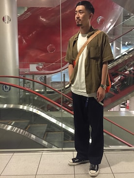 「アイテム（トートバッグ、オレンジ系）」を使った、Takahiro_miwaさん（メンズ・180cm）の夏コーディネート