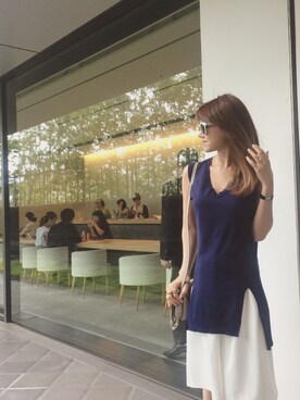 「nemoのアイテム（トップス、ブルー系）」を使った、贺思纬さん（レディース・166cm）の夏コーディネート