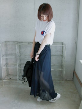 「イタフラ（イタフラ）のアイテム」を使った、トレンド服のイタフラさん（レディース・160cm）の春コーディネート