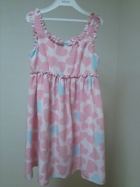 「MILK（ミルク）のアイテム（ワンピース/ドレス、ピンク系）」を使った、つのさん（レディース）の夏コーディネート