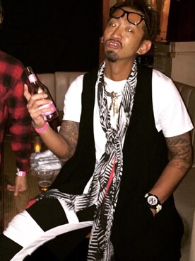 「H&M（エイチ・アンド・エム）のアイテム（Tシャツ/カットソー、ホワイト系）」を使った、xxx_kenさん（メンズ）の春コーディネート