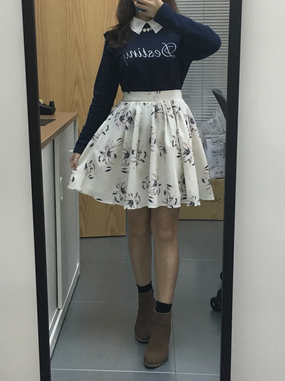 「夢展望のアイテム（スウェット、ブルー系）」を使った、Toppyさん（レディース・152cm）の秋コーディネートの1枚目の写真