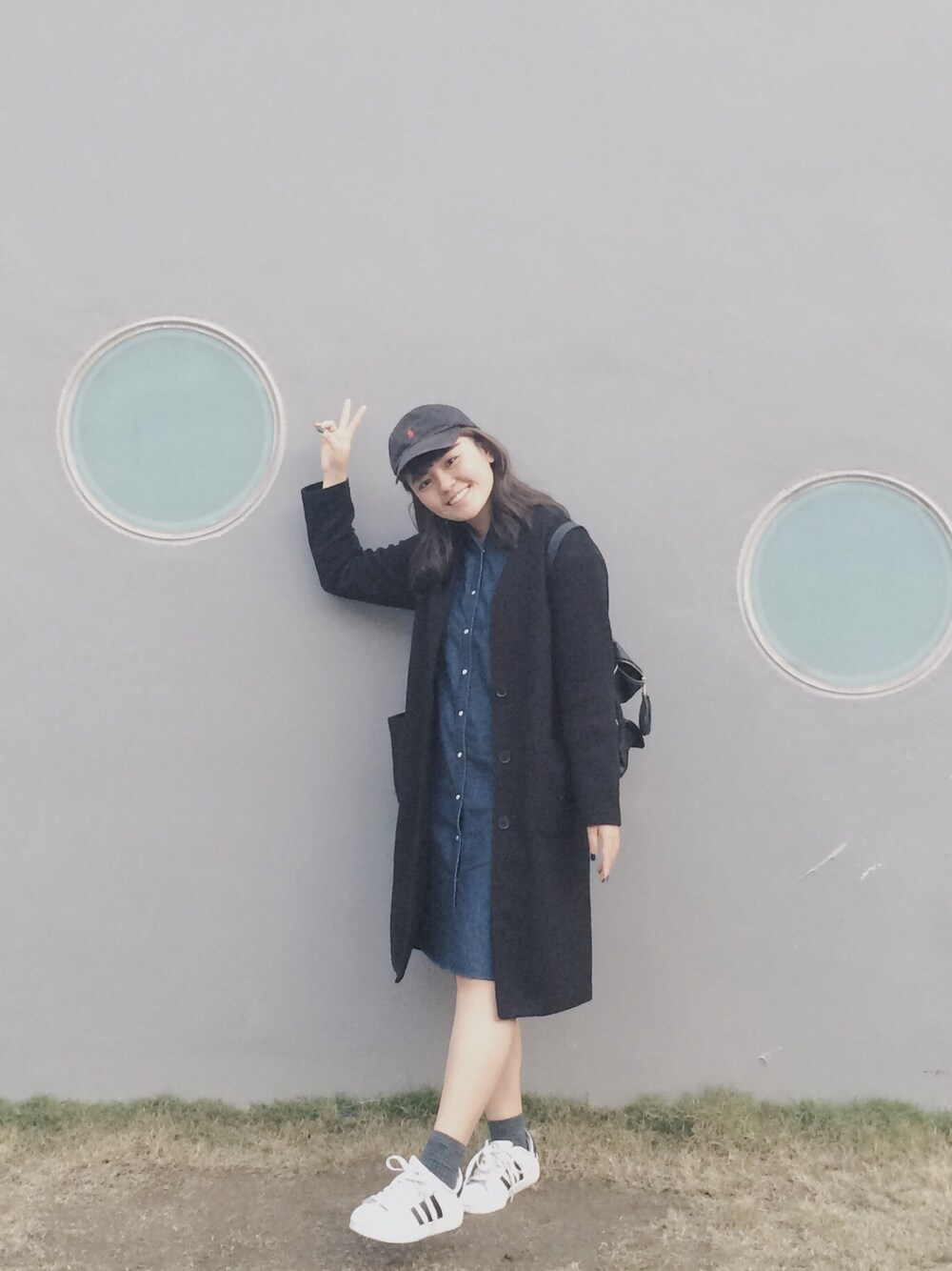「adidas、H:CONNECT、Polo Ralph Lauren、GU、台中歌劇院、台中」｜「adidasのアイテム（スニーカー、ホワイト系）」を使った、inzooさん（レディース・161cm）の冬コーディネートの1枚目の写真