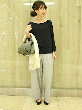 「カシミヤ」｜「アイテム（アクセサリー）」を使った、AYAさん（レディース・160cm）の秋コーディネート