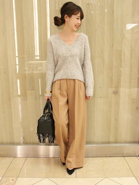 「アイテム（バングル/リストバンド）」を使った、AYAさん（レディース・160cm）の冬コーディネート