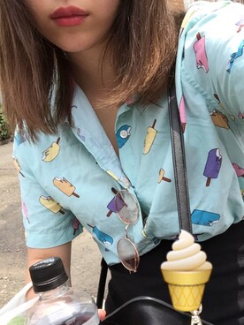 「FOREVER 21（フォーエバー トゥエンティーワン）のアイテム（シャツ/ブラウス、ブルー系）」を使った、しぃさん（レディース・160cm）の夏コーディネート