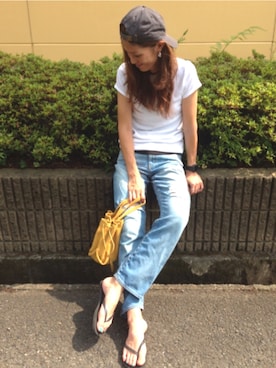 「リブT」｜「アイテム（ビーチサンダル）」を使った、yukoさん（レディース・168cm）の夏コーディネート