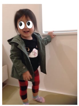 「OLD NAVY（オールドネイビー）のアイテム（ミリタリージャケット）」を使った、かえこさん（キッズ・80cm）の秋コーディネート