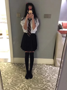 「アイテム（ネクタイ、レッド系）」を使った、北城倾雪_ゆき酱さん（レディース・170cm）の夏コーディネート