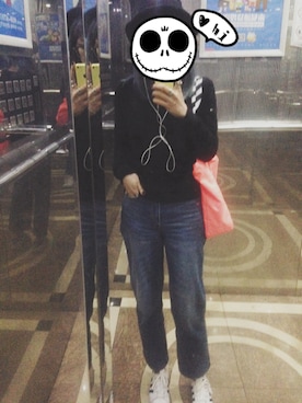 「NIKE(ナイキ)のアイテム(ショルダーバッグ)」を使った、Oliverさん(レディース・161cm)の秋コーディネート