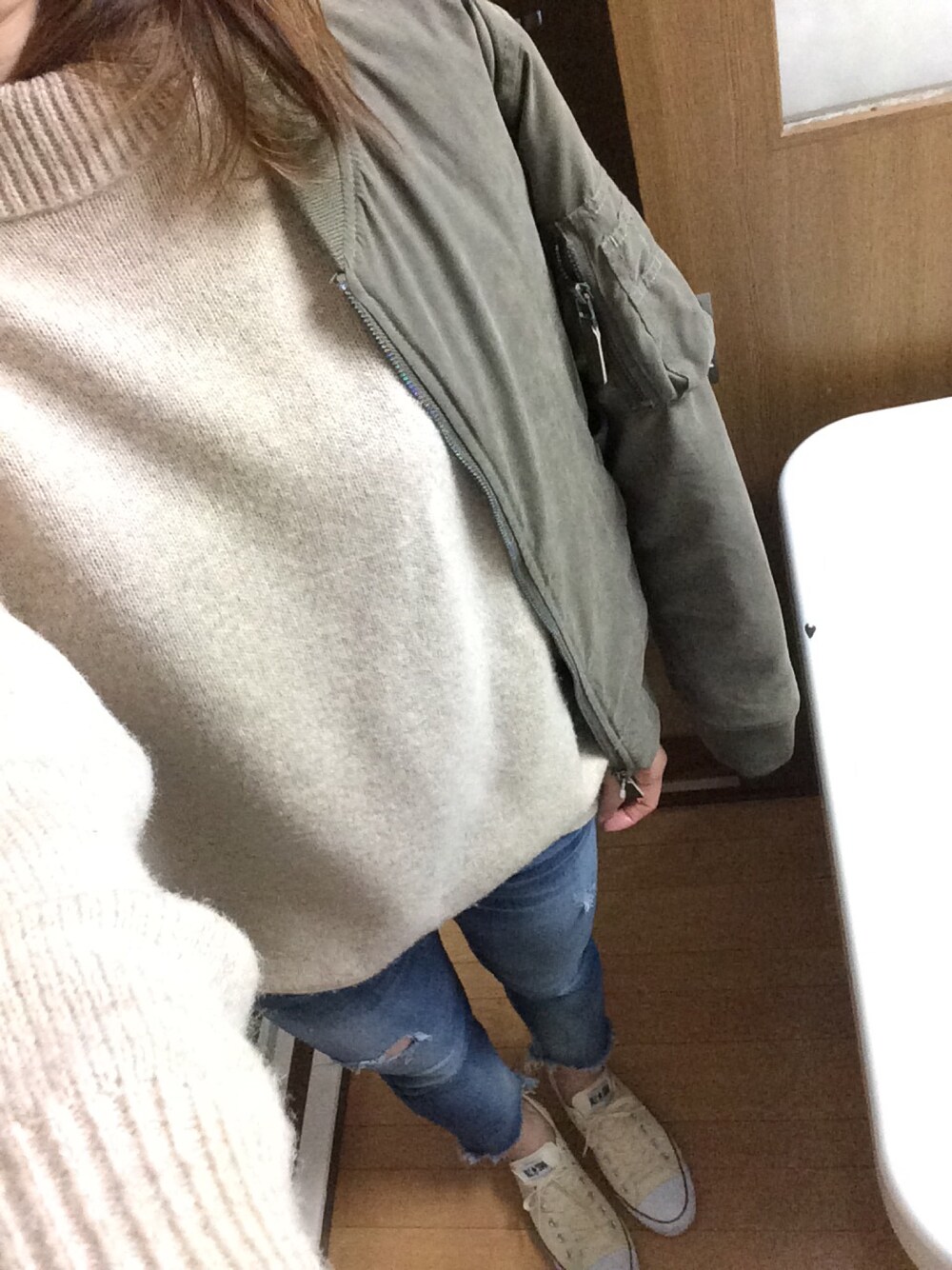 「Ungrid、MA1、ハイネック、UNIQLO、コンバース」｜「Cactus..cepo.のアイテム（ミリタリージャケット、グリーン系）」を使った、Rさん（レディース・164cm）の冬コーディネートの1枚目の写真
