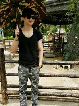 Kevin Wesさんのコーディネート