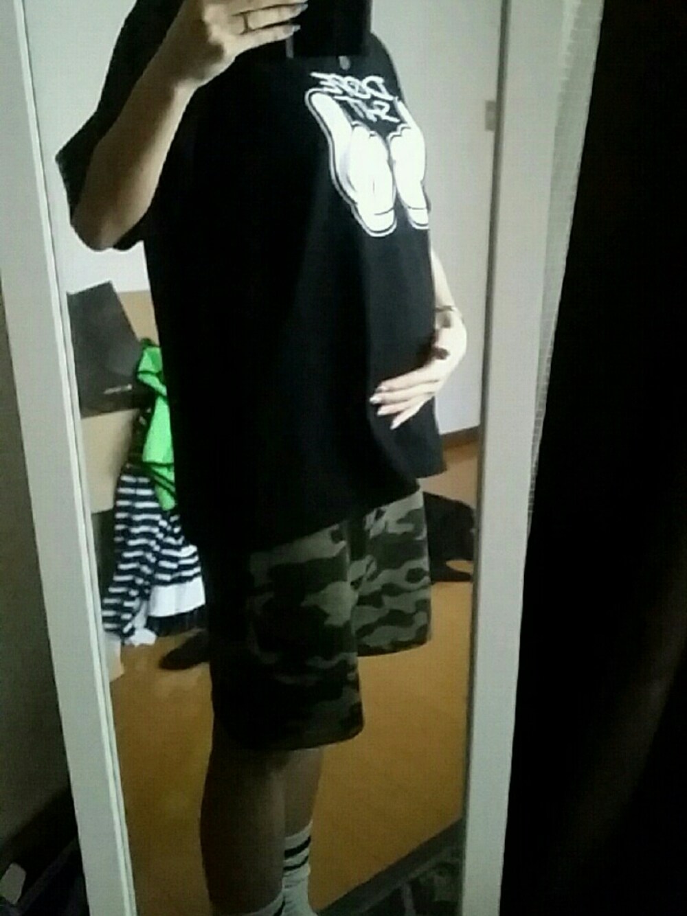 「マタニティ」｜「no brandのアイテム（Tシャツ/カットソー、ブラック系）」を使った、yunさん（レディース・163cm）の夏コーディネートの1枚目の写真