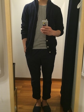「UNIQLO（ユニクロ）のアイテム（パンツ、ブルー系）」を使った、Tarooonさん（メンズ・180cm）の夏コーディネート