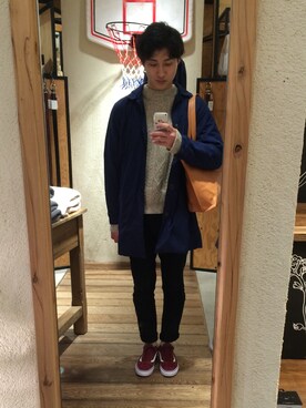 「！（ステンカラーコート、ブルー系）」を使った、Tarooonさん（メンズ・180cm）の冬コーディネート