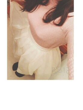 「SPINNS（スピンズ）のアイテム（ニット/セーター、ピンク系）」を使った、ほのかさん（レディース・164cm）の冬コーディネート