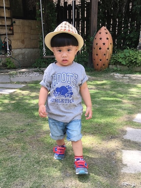 「roots（ルーツ）のアイテム（Tシャツ/カットソー）」を使った、weiweiさん（キッズ・80cm）の夏コーディネート