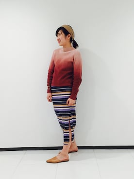 「ADAM ET ROPE'（アダムエロペ）のボタニカルダイ片畦プルオーバー（ニット/セーター）」を使った、mai kakegawaさん（レディース・162cm）の冬コーディネート