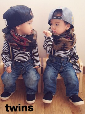 「GAP（ギャップ）のアイテム（デニムパンツ、ブルー系）」を使った、くーふーさん（キッズ・80cm）の冬コーディネート