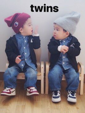 「Champion（チャンピオン）のアイテム（パーカー、ブラック系）」を使った、くーふーさん（キッズ・80cm）の春コーディネート