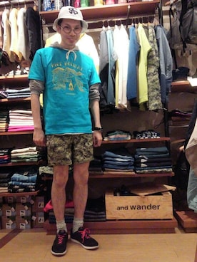 「and wander（アンドワンダー）のアイテム（パンツ）」を使った、Haranoさん（メンズ・180cm）の春コーディネート