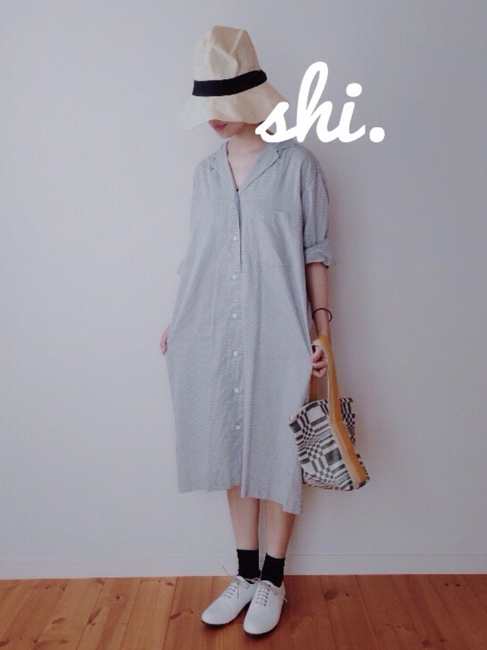 マーガレットハウエル　シャツワンピース　Ⅱ MARGARET HOWELLのシャツワンピースを使った人気ファッション