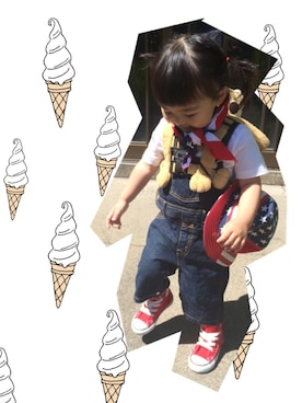 「Levi's（リーバイス）のアイテム（サロペット/オーバーオール）」を使った、ろん坊やママさん（キッズ・90cm）の夏コーディネート