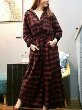 「アイテム（つなぎ/オールインワン、レッド系）」を使った、lilu kuoさん（レディース・159cm）の秋コーディネート