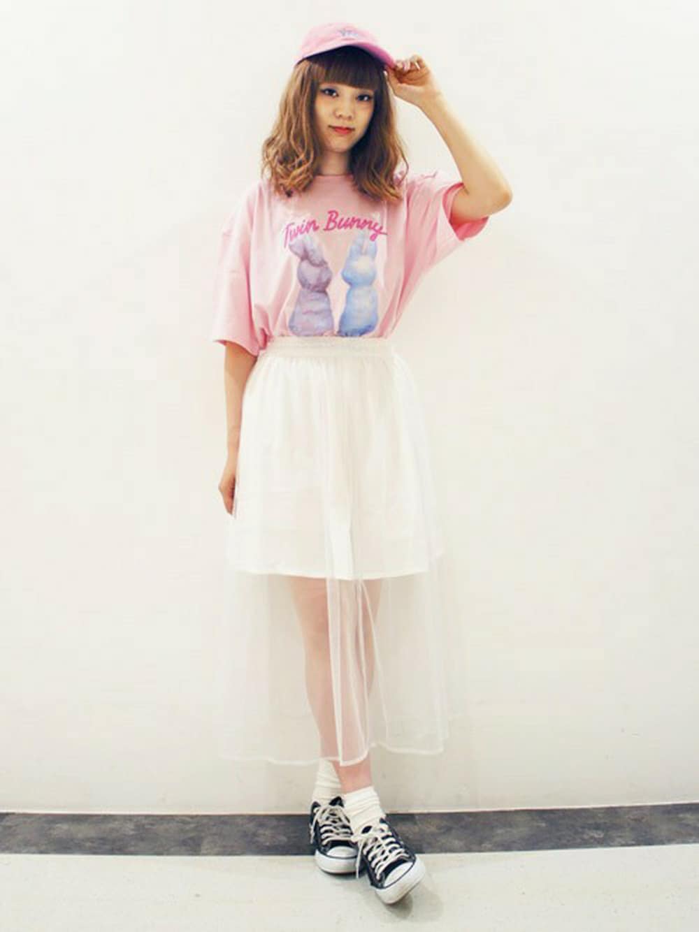 「Candy Stripper、BUNNY、CAP、シアースカート」｜「Candy Stripperのアイテム（Tシャツ/カットソー、ピンク系）」を使った、CandyStripperさん（レディース・167cm）の夏コーディネートの1枚目の写真
