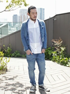 「HILFIGER DENIM（ヒルフィガーデニム）のアイテム（デニムジャケット）」を使った、西山さん（メンズ・175cm）の春コーディネート