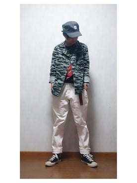 「アイテム（その他パンツ、ホワイト系）」を使った、piroさん（レディース・161cm）の春コーディネート