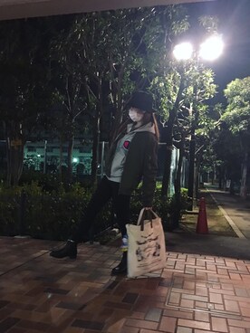 「initial（イニシャル）のアイテム（バッグ）」を使った、Averyさん（レディース・165cm）の冬コーディネート