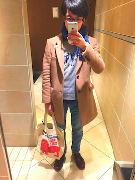 「エコバッグ」｜「アイテム（チェスターコート）」を使った、Tak.Kさん（メンズ・168cm）の冬コーディネート