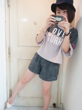 小金。KamWanさんのコーディネート