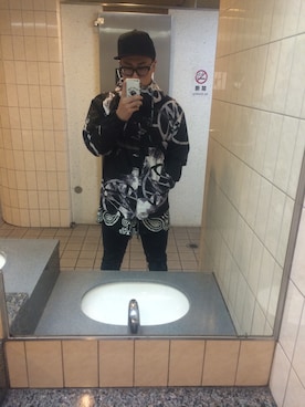 「トイレから失礼しやす」｜「アイテム（キャップ）」を使った、まっつんさん（メンズ・170cm）の冬コーディネート