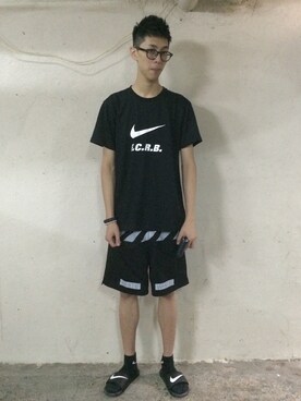 「アイテム（ビーチサンダル）」を使った、GaryWさん（メンズ・183cm・20代）の秋コーディネート