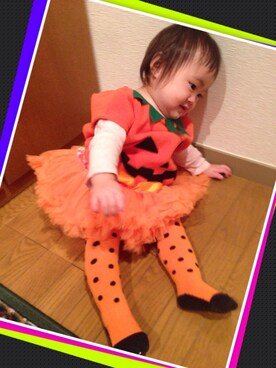 「NET（ネット）のハロウィン衣装☆ラファエロが描いてくれたw（ベスト、オレンジ系）」を使った、３人娘さん（キッズ・128cm）の秋コーディネート