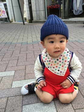 「しまむら（シマムラ）のアイテム（ニットキャップ/ビーニー、ブルー系）」を使った、SiONさん（キッズ・90cm）の春コーディネート