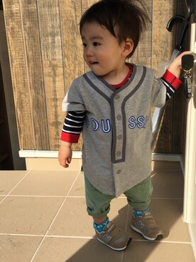 「地球文化屋（チキュウブンカヤ）のアイテム（Tシャツ/カットソー、グレー系）」を使った、SiONさん（キッズ・90cm）の春コーディネート