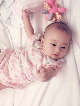 「赤ちゃん」｜「アイテム（財布/小物）」を使った、nanoさん（レディース・70cm）の秋コーディネート