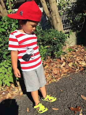 「Design Tshirts Store graniph（デザイン　ティーシャツ　ストア　グラニフ）のアイテム（トップス）」を使った、graniph ZOZOTOWN KIDS STAFFさん（キッズ・100cm）の夏コーディネート