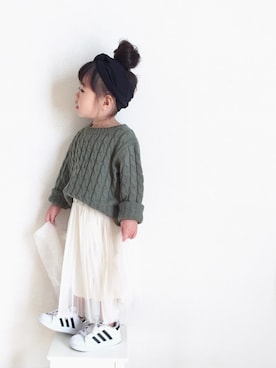 「カーキ×ホワイト」｜「アイテム（その他）」を使った、yuiさん（キッズ・90cm）の秋コーディネート