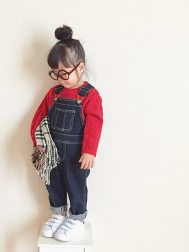 「チェックマフラー」｜「アイテム（オールインワン・サロペット）」を使った、yuiさん（キッズ・90cm）の秋コーディネート
